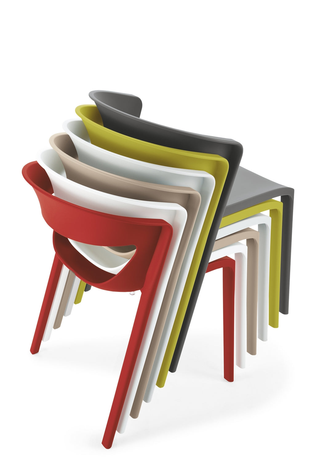 Un ensemble de cinq chaises Monsieur Bureau Lot de 2 chaises monobloc empilables Kika Polypropylène en rouge, blanc, beige, vert et gris sont empilées sur un fond blanc, mettant en valeur leur design moderne et empilable pour les espaces collectifs.