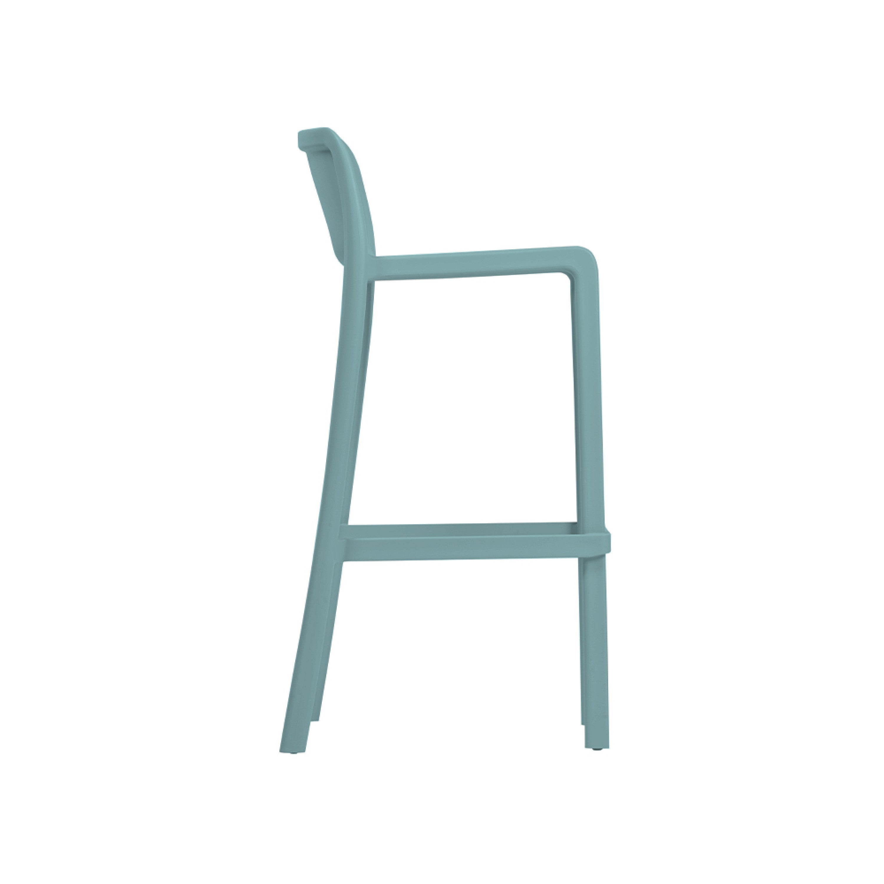 Vue de côté du Tabouret Haut Leus en Polypropylène Anti-UV de Monsieur Bureau, tabouret professionnel moderne bleu clair avec dossier incurvé et repose-pieds pour mobilier collectivité, présenté sur fond blanc.