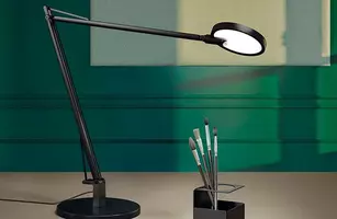 Lampe led de bureau Loola bras double