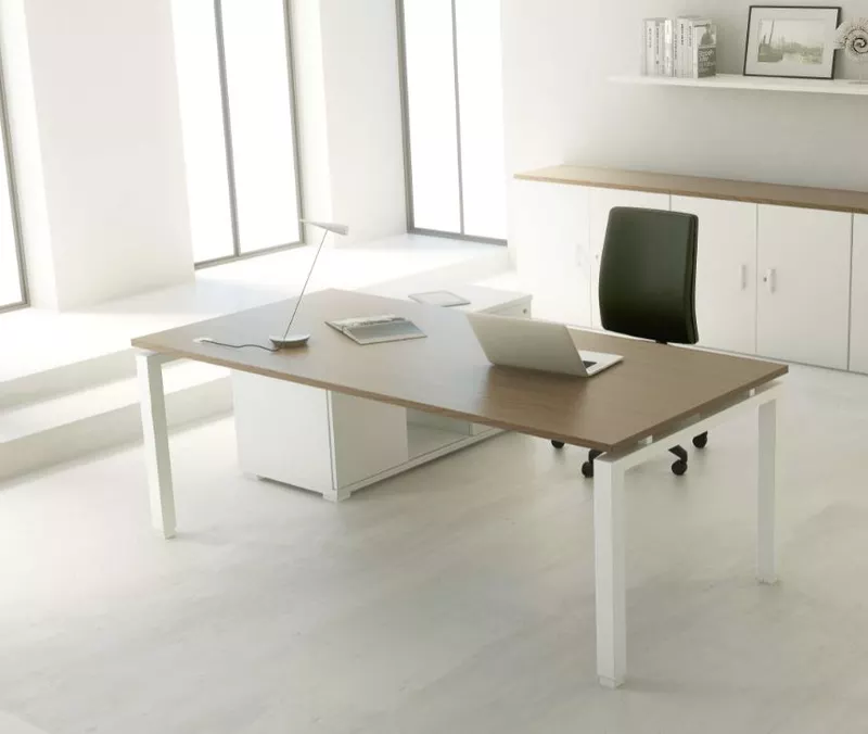 Bureau bench 1 personne Alto : Performance et gain de place 