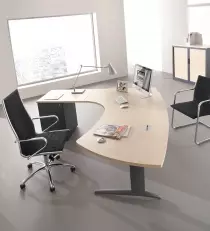 Bureau de direction compact courbe sur caisson