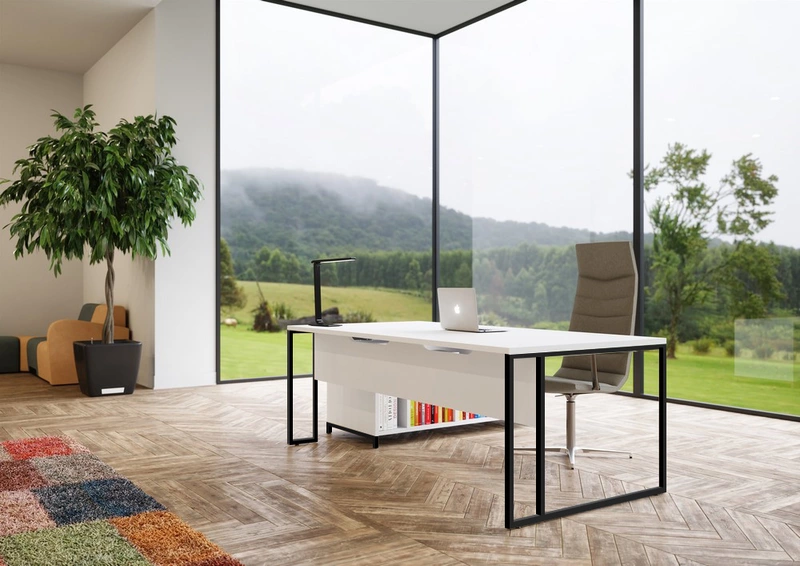 Bureau de Direction Situ sur Crédence avec Rangement