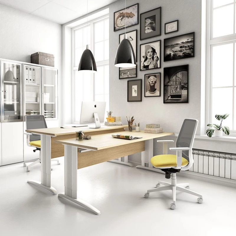 Bureau avec pieds réglables Atlas