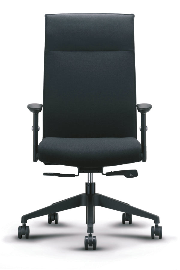 Le fauteuil bureau Ergo Cetus Synchrone & Têtière de Monsieur Bureau, noir, offre soutien intégral, accoudoirs réglables, dossier haut et base à cinq roulettes pour un confort premium, présenté sur fond blanc.