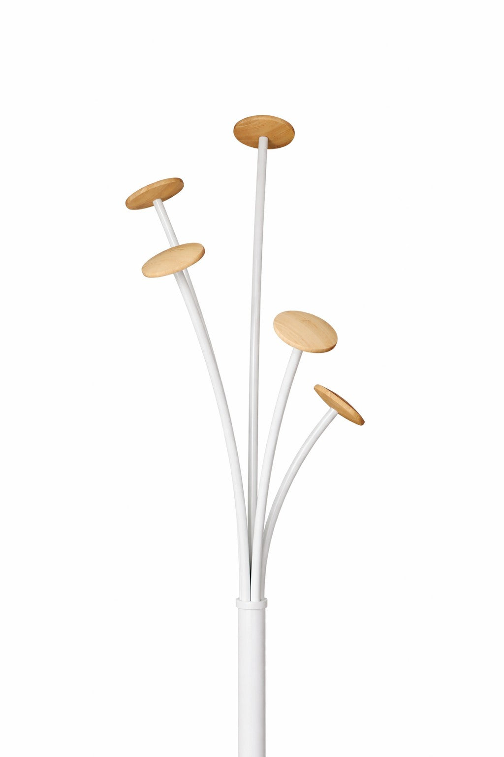 Le Portemanteau Signature Wood et porte-parapluies de Monsieur Bureau est un porte-manteau minimaliste composé de cinq branches en métal blanc, chacune surmontée d'un crochet en bois FSC, présenté sur un fond blanc uni.