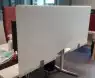 Ecran blanc plexiglas à fixer pour bureau individuel