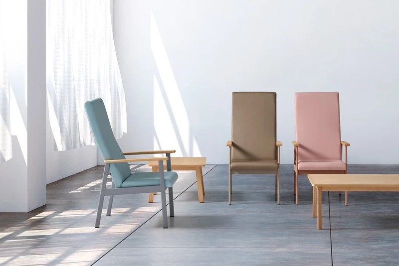 Chaise avec accoudoirs fixes haut dossier RODAS