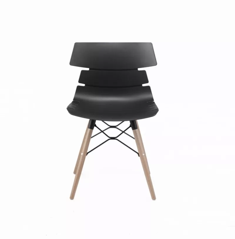 Chaise Carene par Claudio Bellini pour Collectivité - Coque Polypro et Pieds Bois