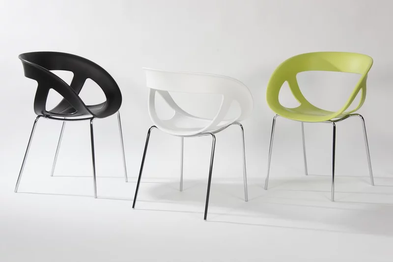 Lot de 2 chaises Denver - Polypropylène et Acier Chromé