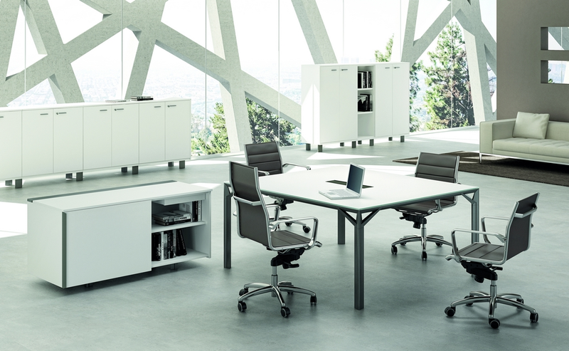 Table de r&eacute;union design Roma - Pi&egrave;tement Arche