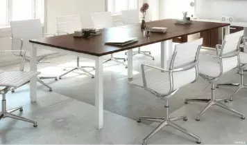 Table de réunion Tempo 10 personnes - L300 x P120 cm